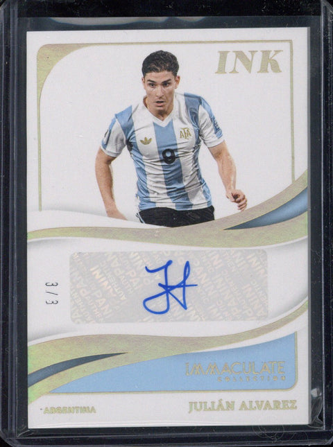 2024-25 Panini Immaculate Julian Alvarez Autograph /3 #I-JA